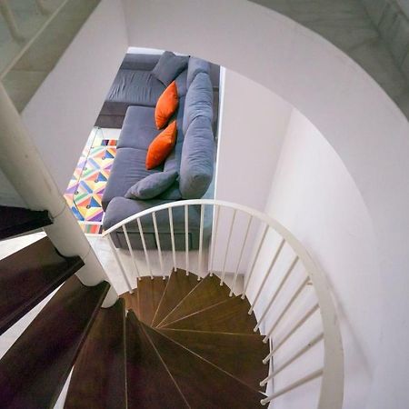 Rentalsevilla Espacioso Duplex En La Puerta Real Esterno foto