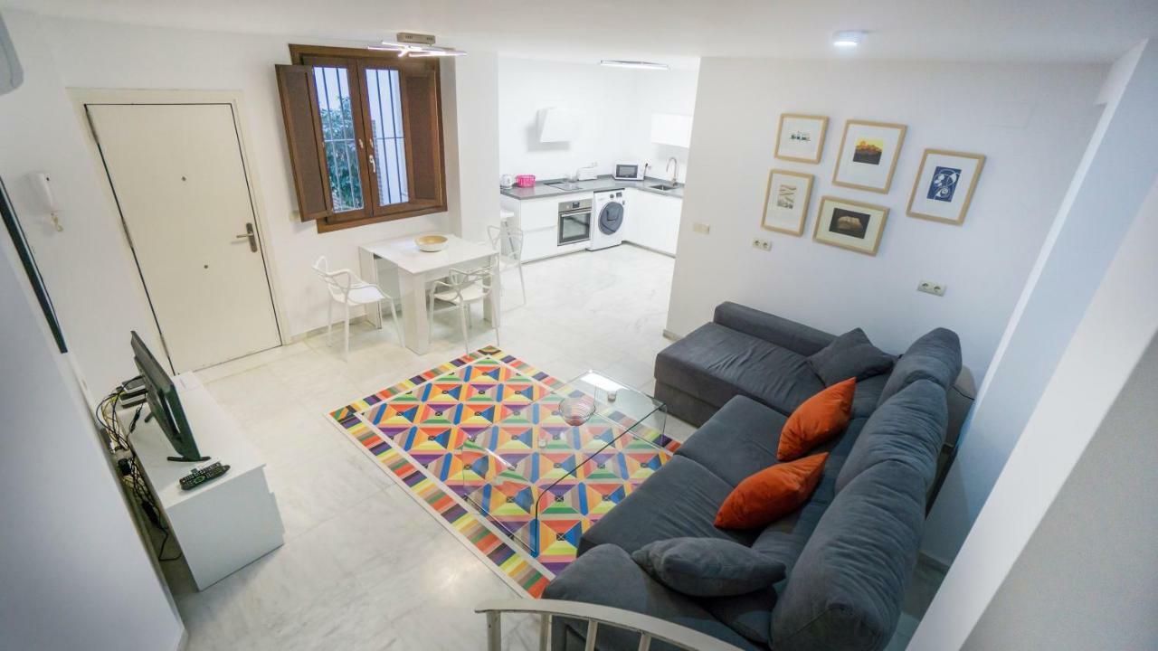 Rentalsevilla Espacioso Duplex En La Puerta Real Esterno foto