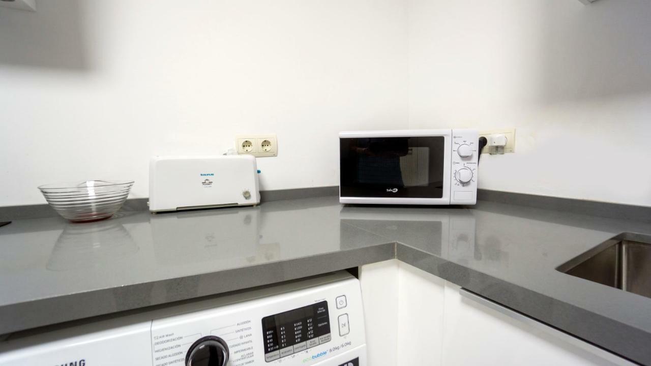 Rentalsevilla Espacioso Duplex En La Puerta Real Esterno foto