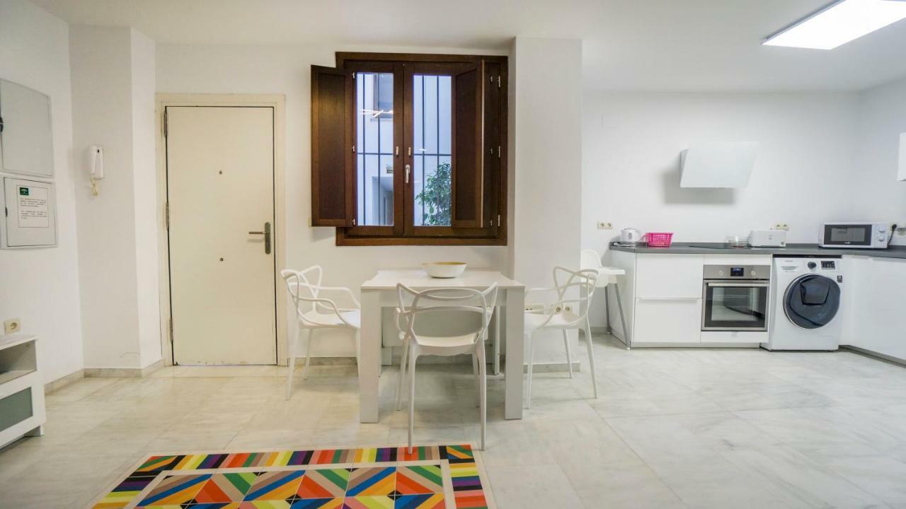 Rentalsevilla Espacioso Duplex En La Puerta Real Esterno foto