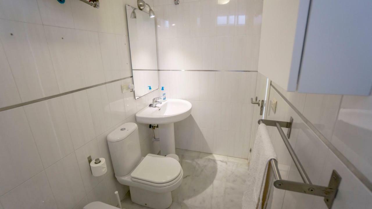 Rentalsevilla Espacioso Duplex En La Puerta Real Esterno foto